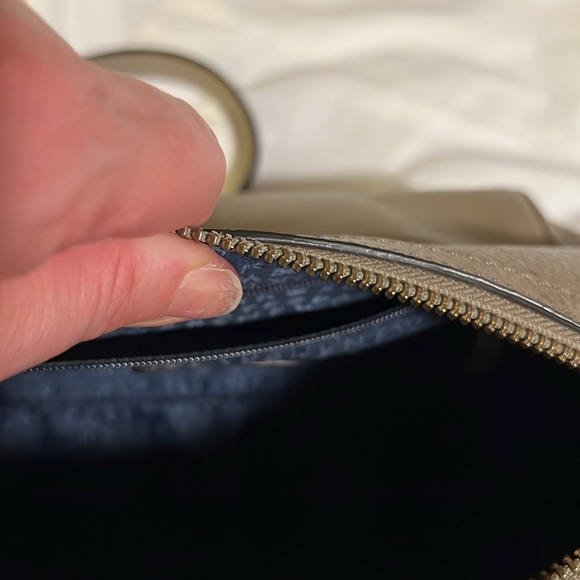 Kate Spade taupe pebble purse-EUC - Picture 11 of 12